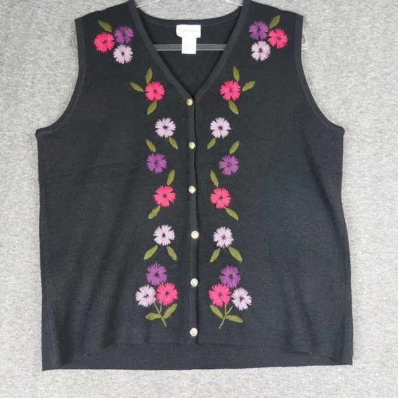 Crystal-Kobe Sweaters - CRYSTAL KOBE WOMENS VINTAGE BLACK FLORAL EMBROIDERED VNECK SWEATER VEST SIZE L